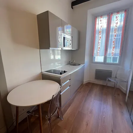 Nel Cuore Della Citta Apartment Nizza